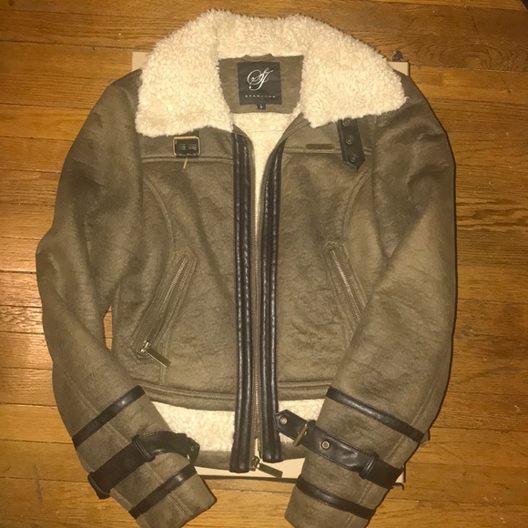 Sean John Jackets & Blazers - OFFERS ACCEPTED..Gorgeous Faux Shearling Jacket 🔥